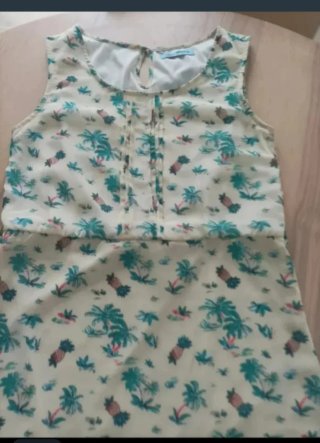 Vestido estampado palmeras y piñas