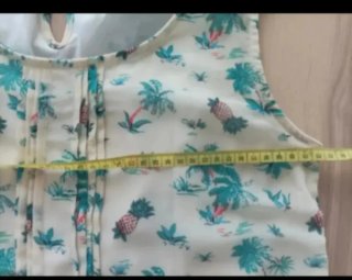 Vestido estampado palmeras y piñas