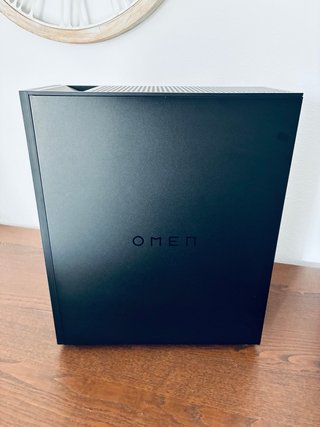 HP OMEN 25L Gaming PC - RTX 3060, i5-11400