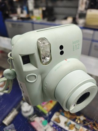 Cámara Instax Mini 12 Fujifilm Verde