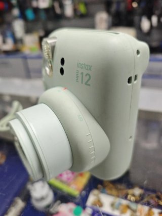 Cámara Instax Mini 12 Fujifilm Verde