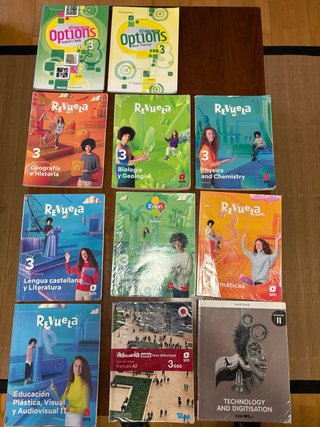 Lote libros 3 ESo, Marianistas, trilingüe.