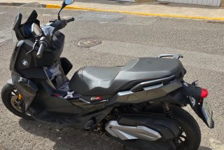 BMW C400X Sport - Scooter Maxi Negra