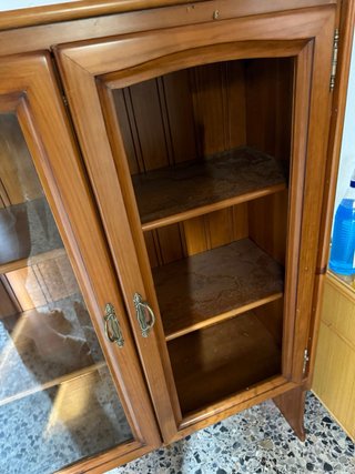Aparador vintage madera y cristal