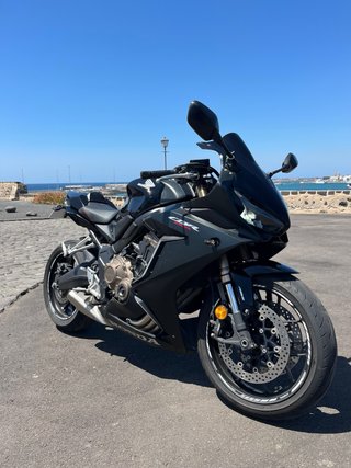 Honda CBR 650R 2021 Negra