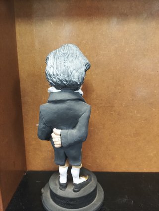 Figura Pintor Goya Cerámica