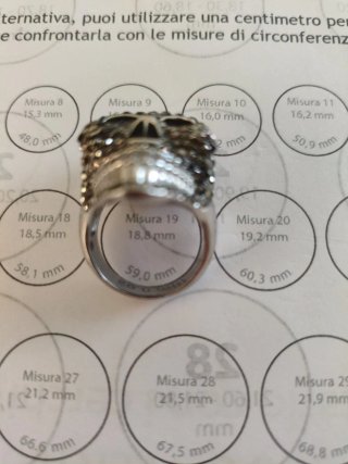 Anello teschio con strass