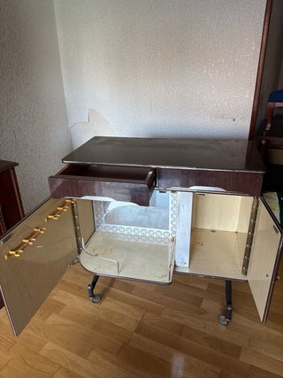 Mueble bar vintage madera y metal