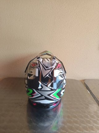 Casco Motocross LS2 Verde y Negro. Talla 56.