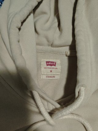 Chollo Sudadera Levi's Hombre Beige