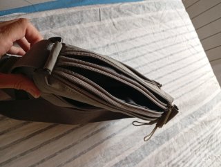 Bolso bandolera SOBO gris