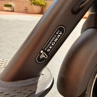 Patinete Eléctrico Audi (Segway G30D) Ed. Limitada