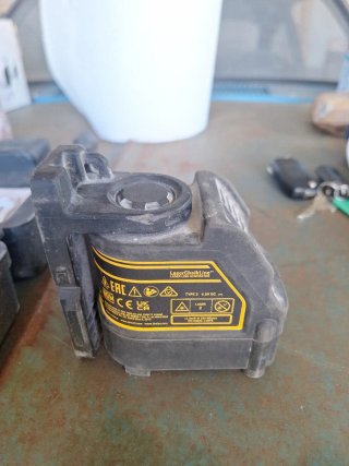 Nivel Láser DeWalt DW088