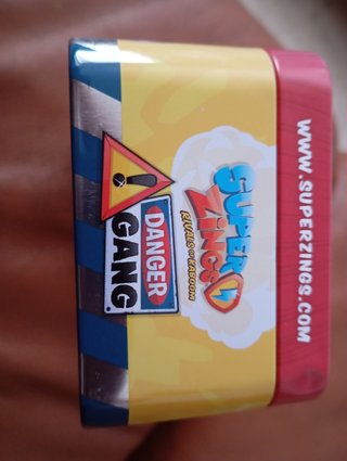 Caja Metálica Super Zings