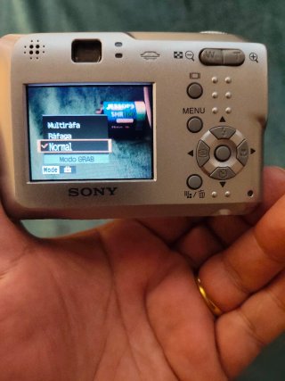 Cámara Sony Cyber-shot DSC-S60 + Accesorios