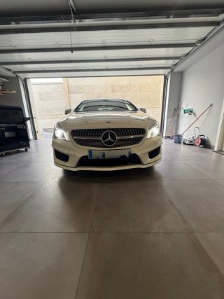 Mercedes-Benz  Cla 200 2015