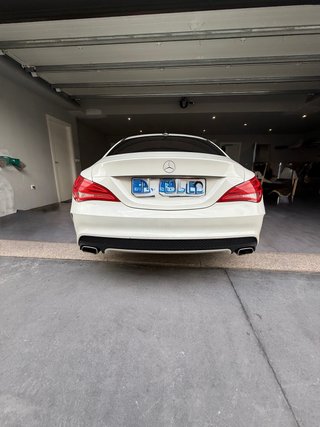 Mercedes-Benz  Cla 200 2015