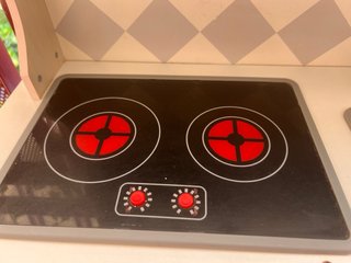 Cocinita infantil de madera realista