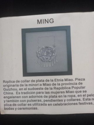 Cuadro Decorativo Plata y Blanco