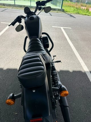 Harley-Davidson Iron 883 2018 Negra