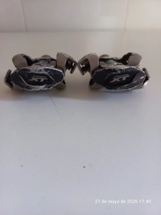 Pedales Shimano XT-M8000