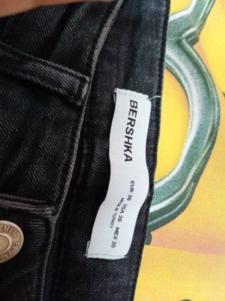 Bershka Jeans Negros Rotos Talla 25€