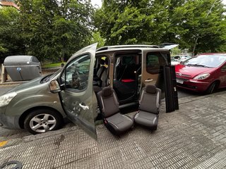Peugeot Partner Tepee Outdor 2011. Buen estado.