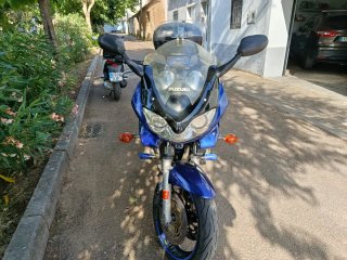 Suzuki Bandit 600 Azul