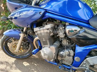 Suzuki Bandit 600 Azul