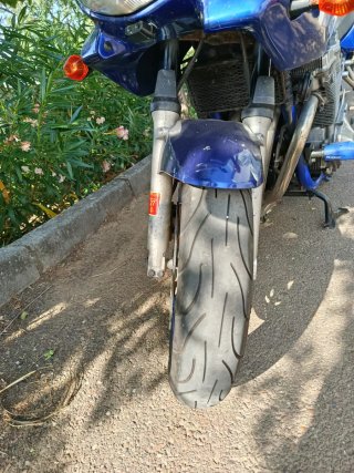 Suzuki Bandit 600 Azul