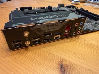 Gigabyte B760 Gaming X AX (Socket Dañado)