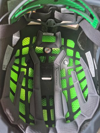 Casco Endura