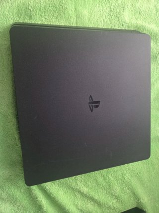 Consola PS4 Slim 1TB Negra