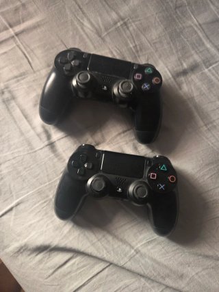 Consola PS4 Slim 1TB Negra