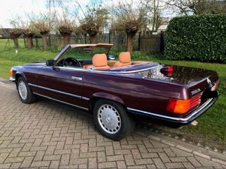 Mercedes-Benz  SL 560 1987