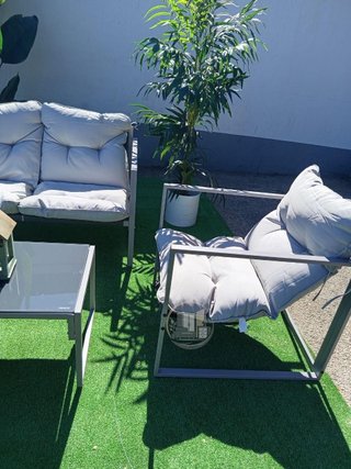 ¡CHOLLO TERRAZA! Conjunto (Sofá + Mesa + 2 Sillas)