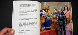 Libro Heroes por Casualidad " Laura Gallego