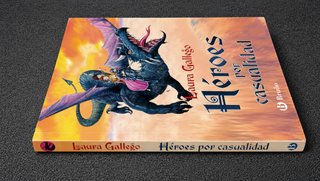 Libro Heroes por Casualidad " Laura Gallego