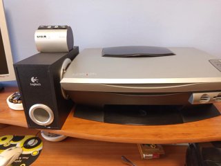 Ordenador Sobremesa AMD Completo + Altavoces..