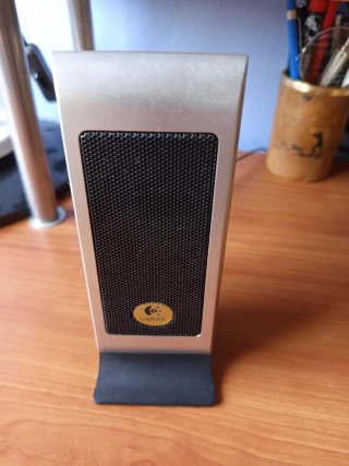 Ordenador Sobremesa AMD Completo + Altavoces..