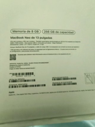 MacBook Neo 13 8GB RAM 256GB Amarillo, impecable