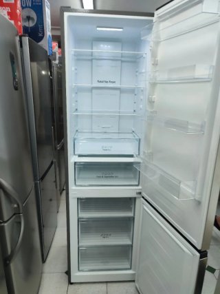 Nevera combi Hisense 200/60cm clase D con garantía