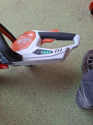 Cortasetos Stihl HSA45 a batería