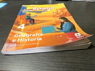 Geografía e Historia, 4 Secundaria, Comunidad d...