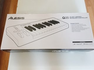 Teclado Controlador MIDI Alesis Q25