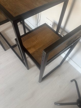 Mesa y 2 sillas Maisons du Monde