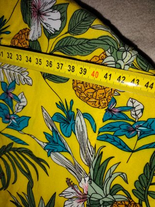 Camisa Hawaiana Piñas y Flores