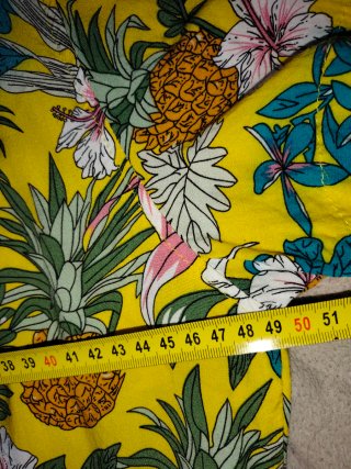 Camisa Hawaiana Piñas y Flores