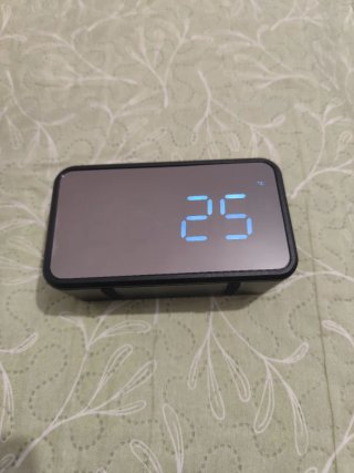 Altavoz Bluetooth con Alarma y Radio