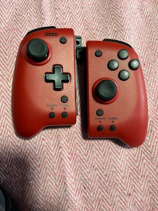 Mando Hori Switch Rojo